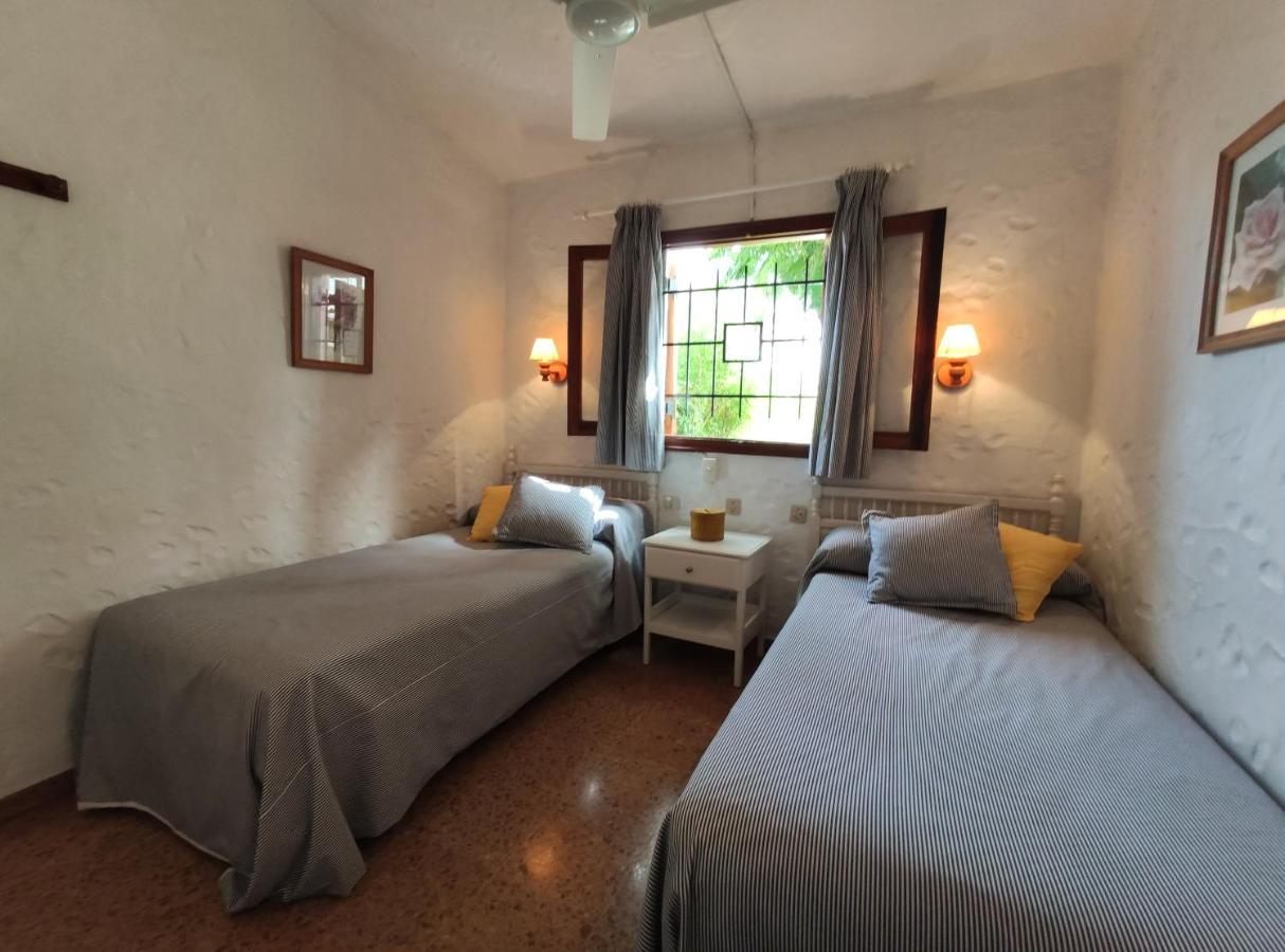 Lovely 2 Bedroom Bungalow With Parking Maspalomas  Bagian luar foto