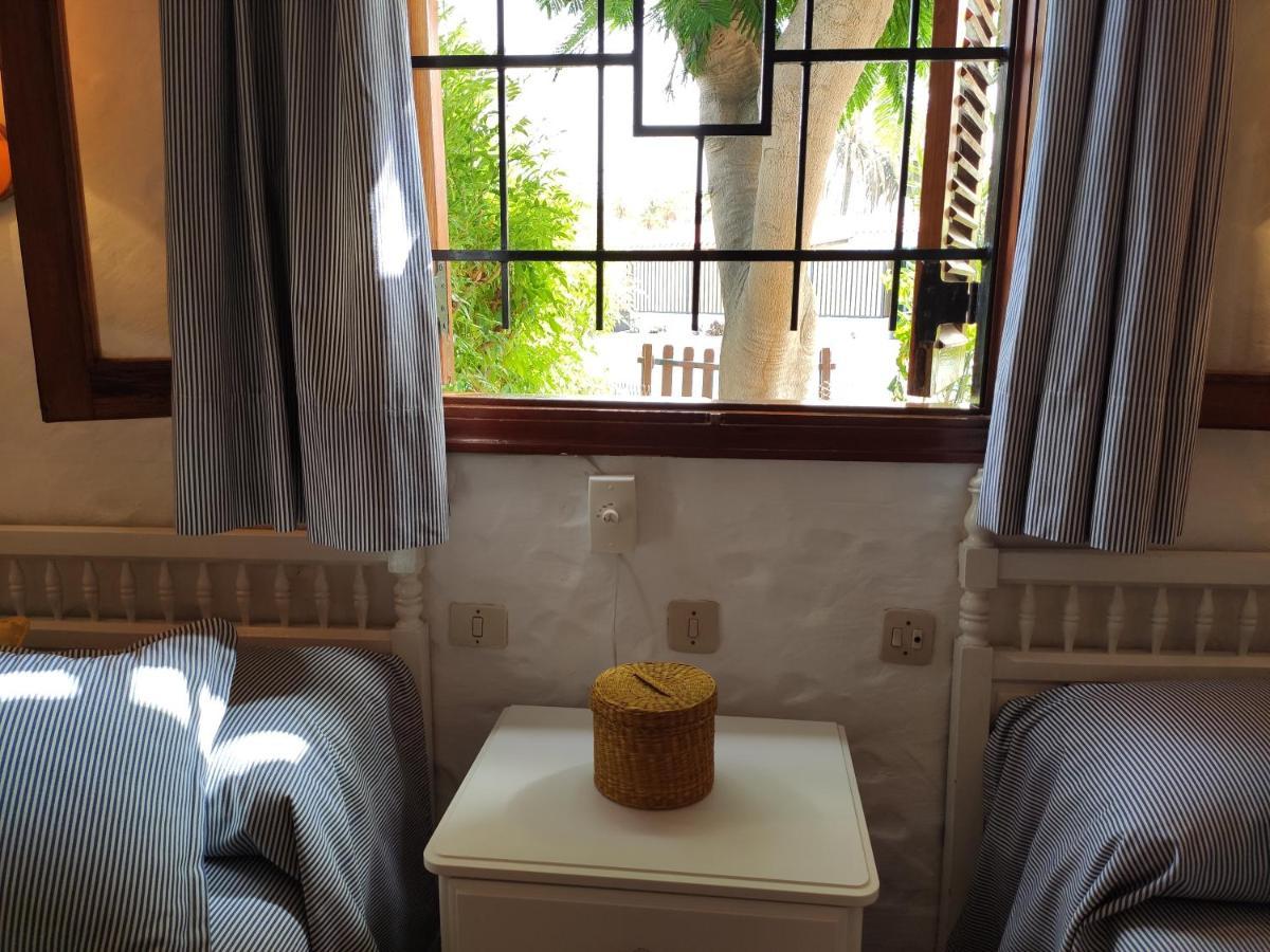 Lovely 2 Bedroom Bungalow With Parking Maspalomas  Bagian luar foto