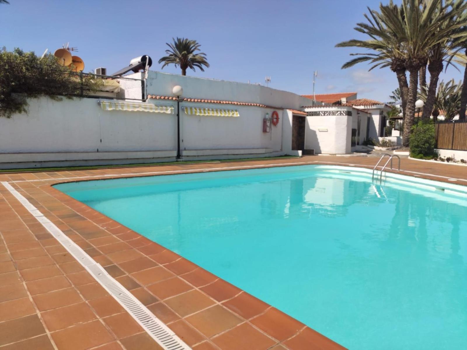 Lovely 2 Bedroom Bungalow With Parking Maspalomas  Bagian luar foto